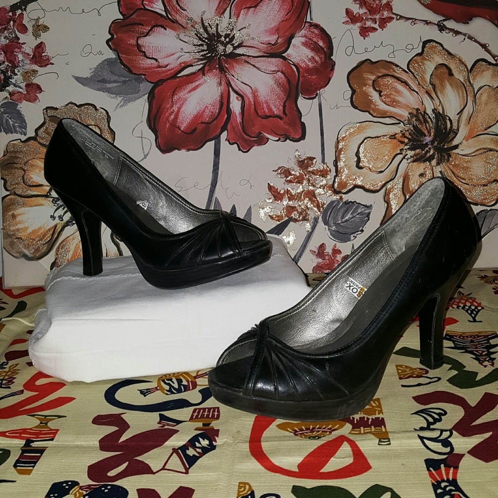 Black heels